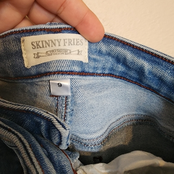 Skinny Fries Jeans (🌵FOR BUNDLES ONLY) - Picture 5 of 6